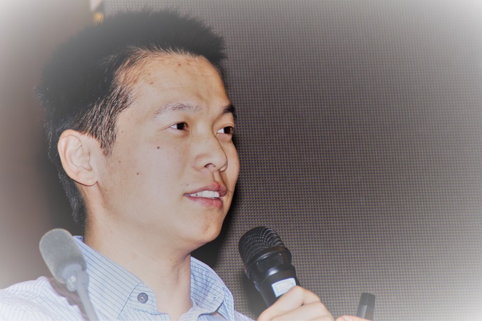李磊1.jpg