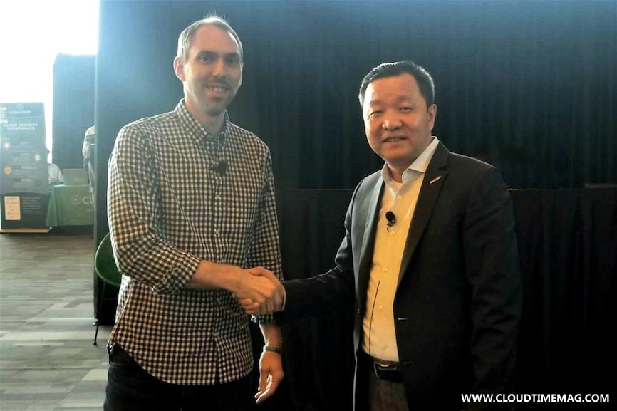 合影1.jpg