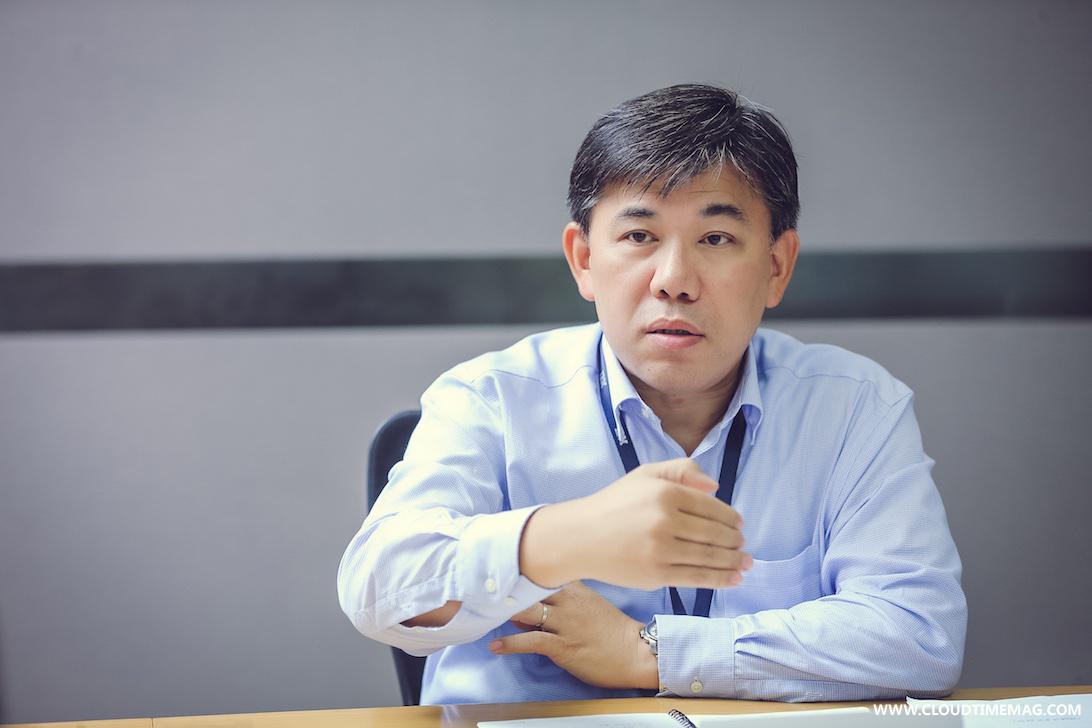郑小聪1.jpg